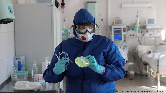 Смертность от коронавируса в России достигла очередного максимума