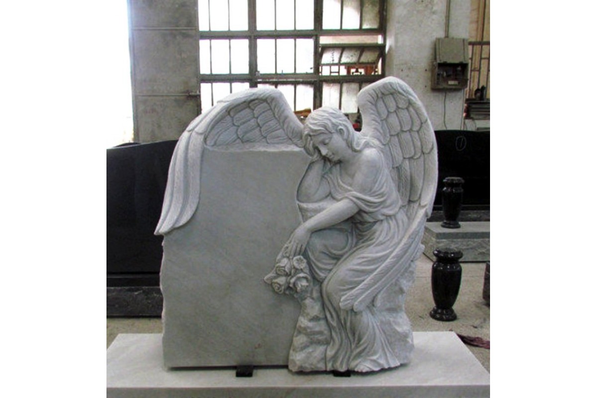 Установка памятника с ангелом