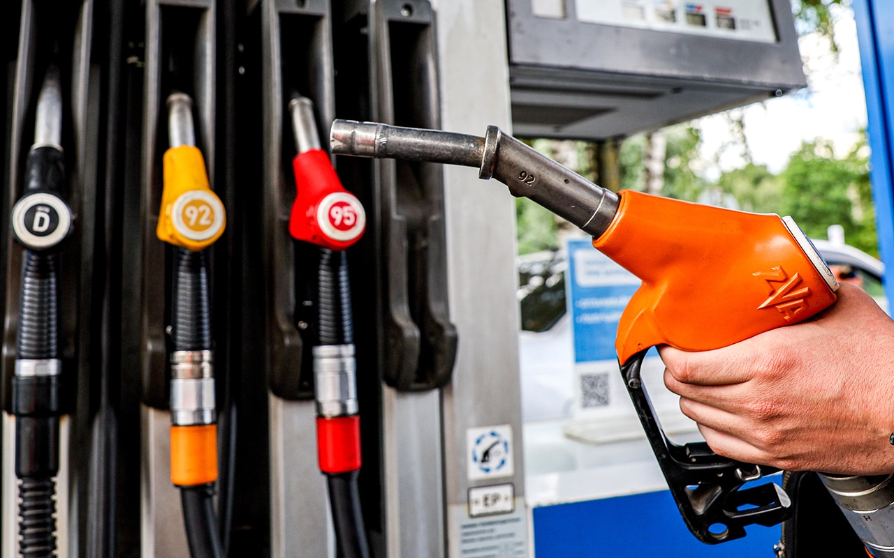 Дизельное топливо и бензин: сравнение, преимущества и недостатки