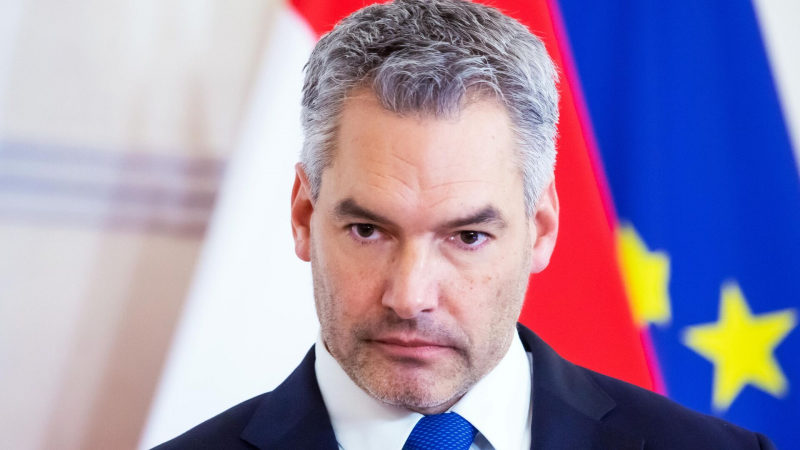 Нехаммер назвал условие для визита в Россию