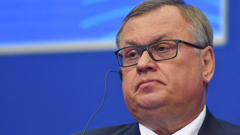 Многие «друзья Путина» видели его только по телевизору, заявил Костин
