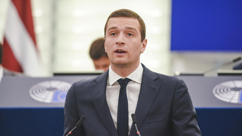 В «Национальном объединении» заявили о скором приходе к власти во Франции