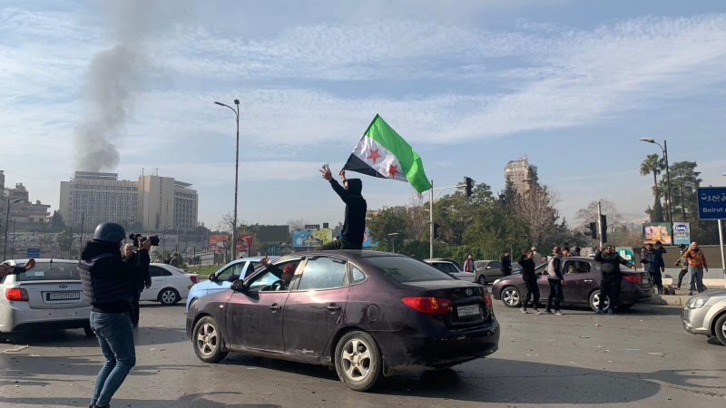 Вооруженная оппозиция ворвалась в посольство Ирана в Сирии, сообщили СМИ